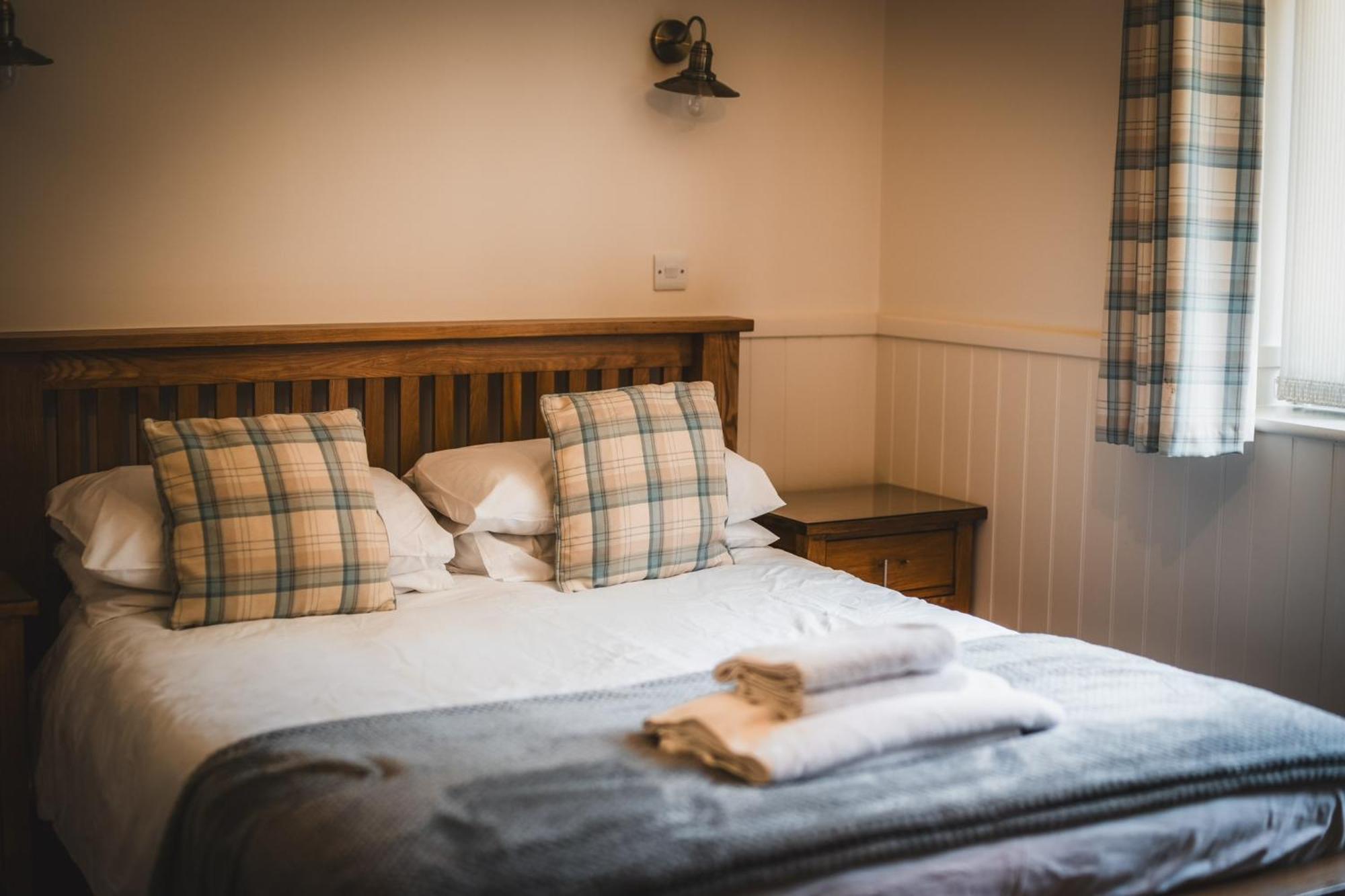The Black Horse Inn Maidstone Bagian luar foto