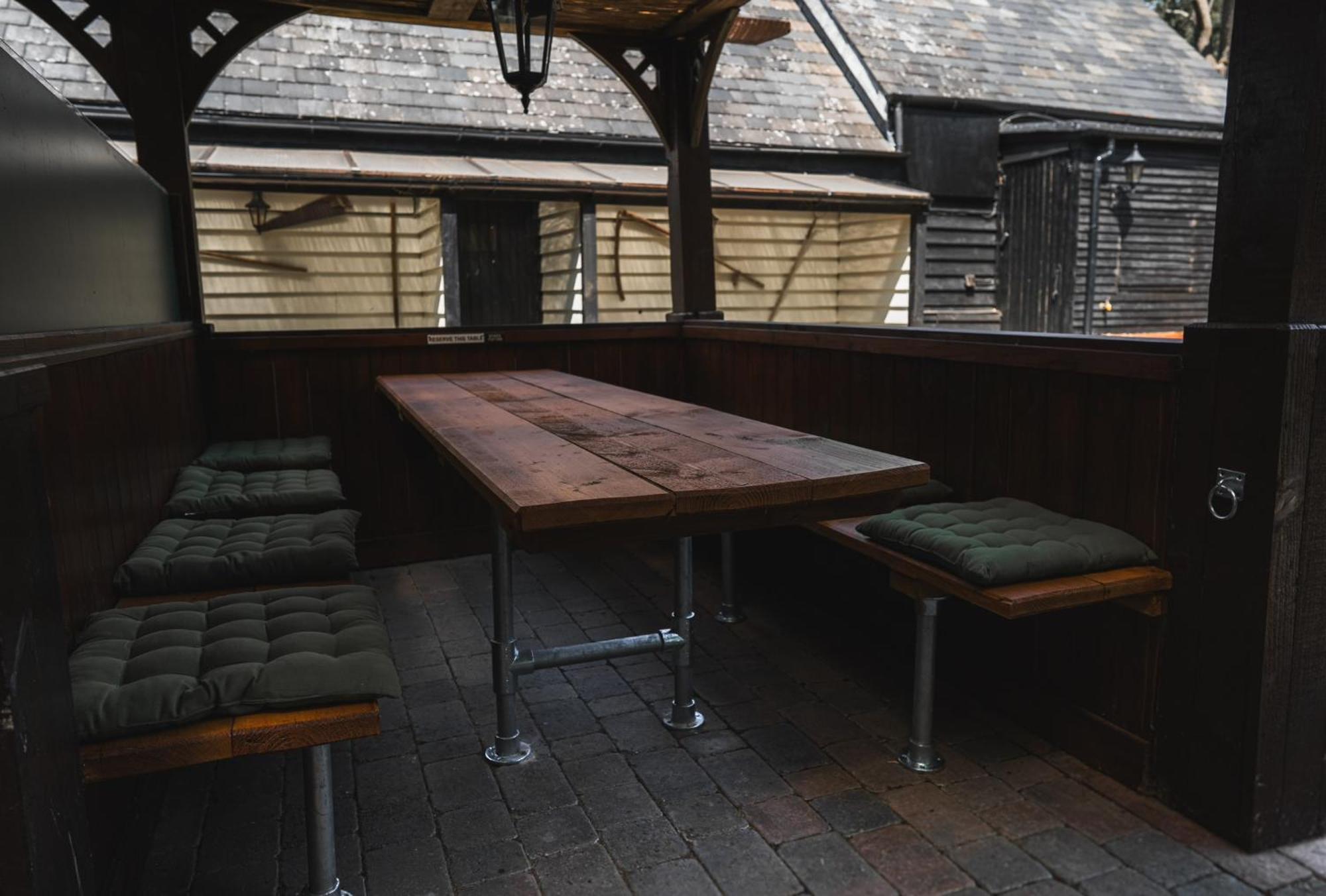 The Black Horse Inn Maidstone Bagian luar foto