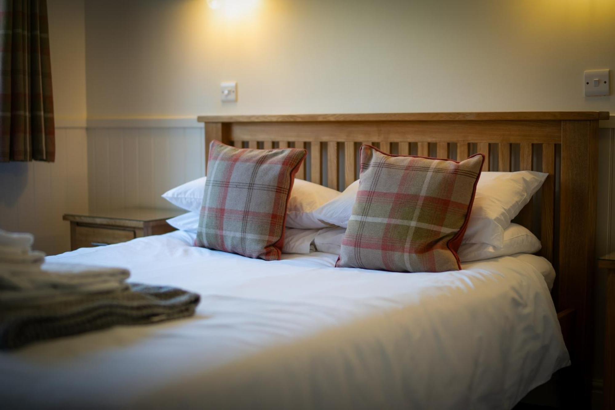 The Black Horse Inn Maidstone Bagian luar foto