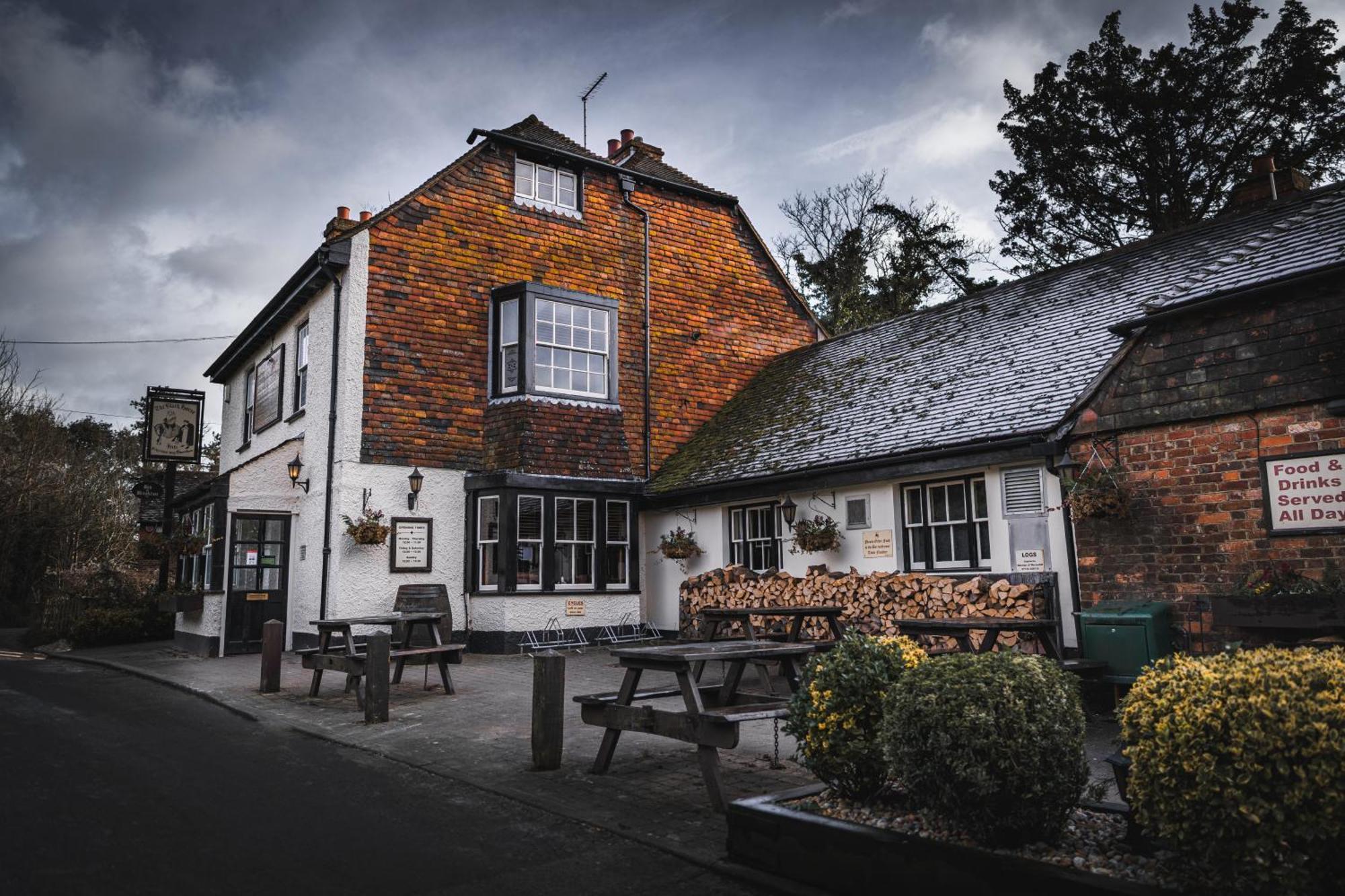 The Black Horse Inn Maidstone Bagian luar foto
