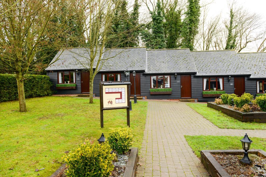 The Black Horse Inn Maidstone Bagian luar foto