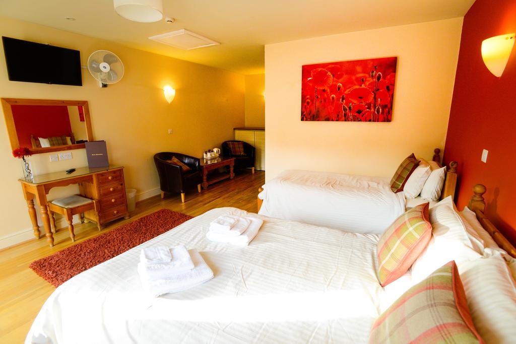 The Black Horse Inn Maidstone Bagian luar foto